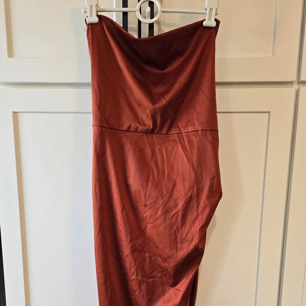 Marthea Backless High-Low dress NWT Tie back runched on one side dark copper
